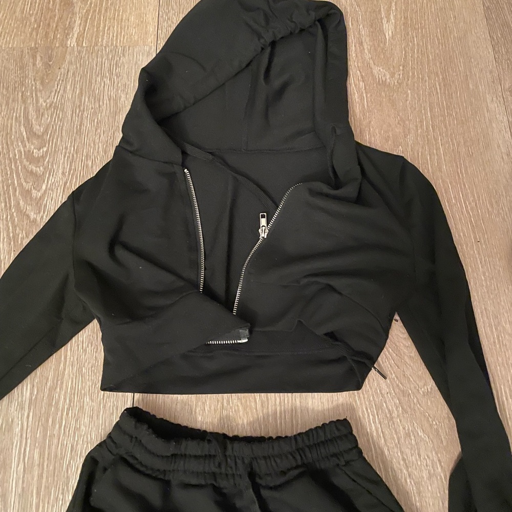Shorts set